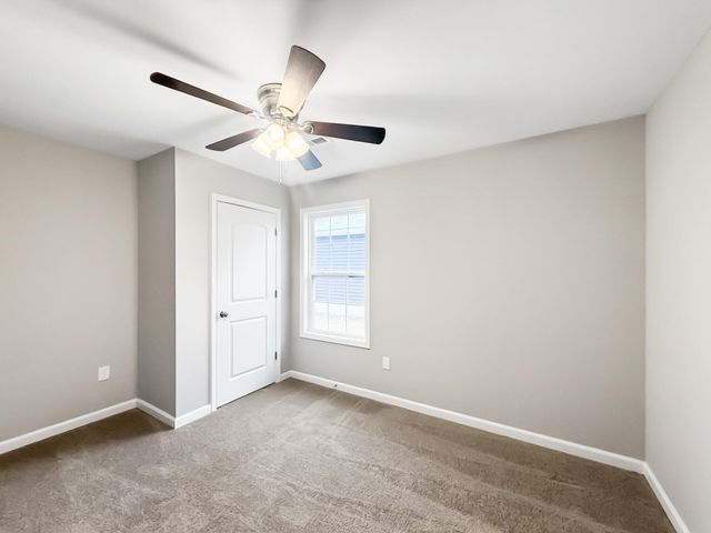 203 Charles Carr Drive, Harrodsburg, KY 40330