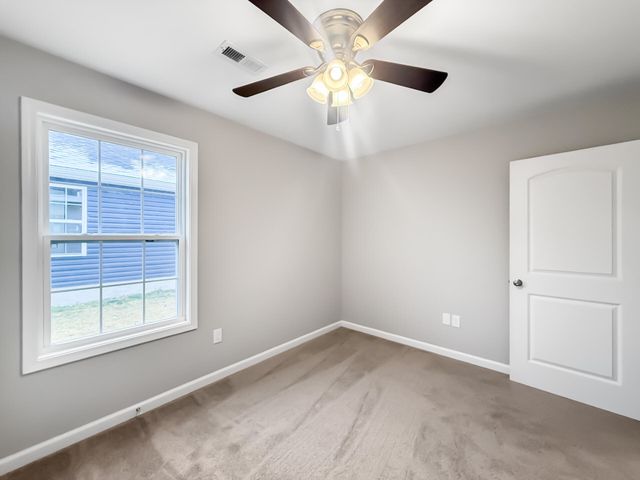 203 Charles Carr Drive, Harrodsburg, KY 40330