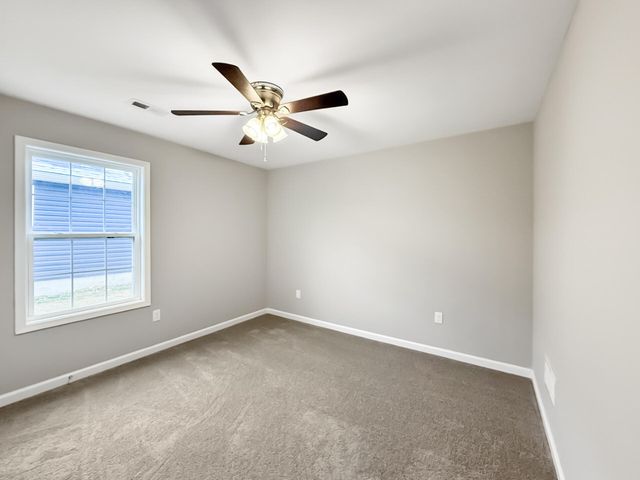 203 Charles Carr Drive, Harrodsburg, KY 40330