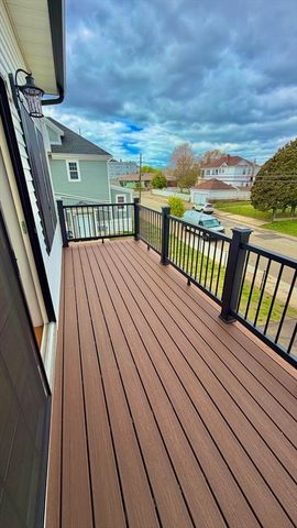 310 King St, Fall River, MA 02724