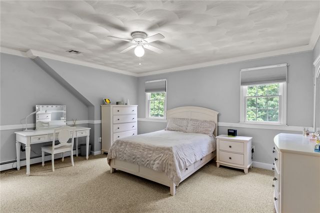 10 Lantern Brook Drive, Lincoln, RI 02865