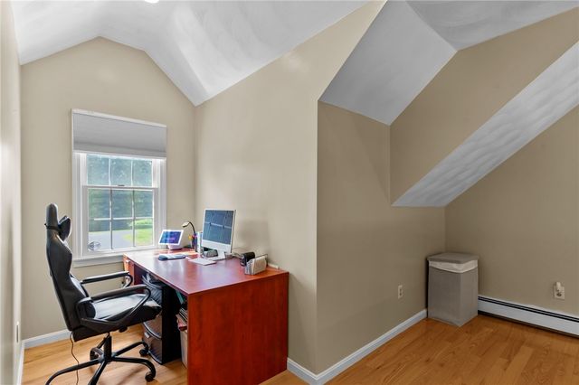 10 Lantern Brook Drive, Lincoln, RI 02865