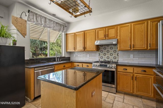 9629 Thunder Mountain Way, Reno, NV 89521