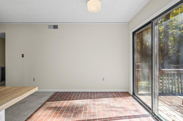 331 Meadowbrook Road, Charlotte, NC 28211