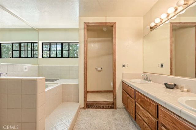 27432 White Fir, Lake Arrowhead, CA 92352