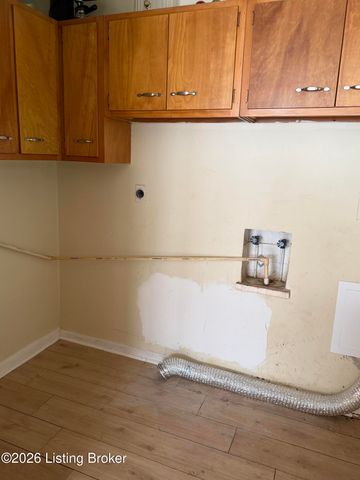 2106 Belmont Rd, Louisville, KY 40218