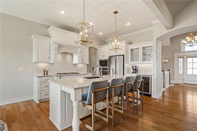 16625 Hardy Street, Overland Park, KS 66085