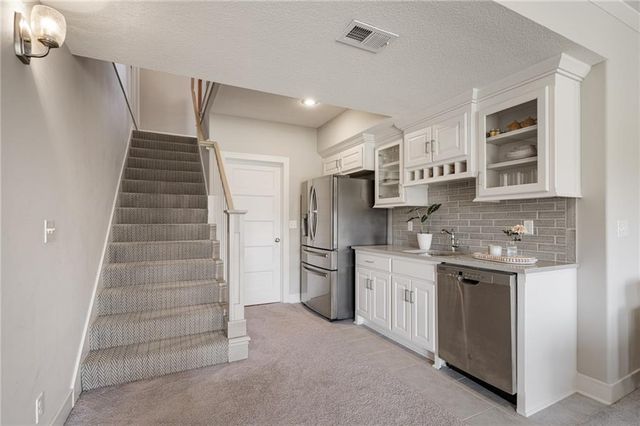 16625 Hardy Street, Overland Park, KS 66085