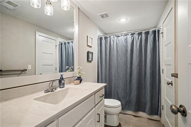 16625 Hardy Street, Overland Park, KS 66085