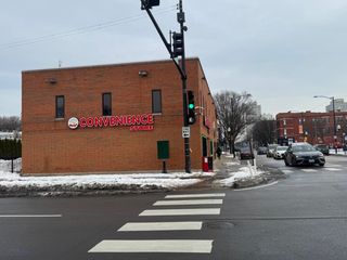 200 E 35th Street, Chicago, IL 60616