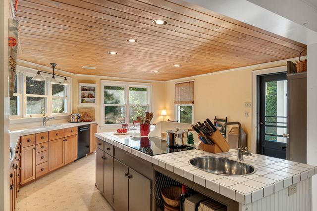 61 Richardson Road, Berlin, VT 05465