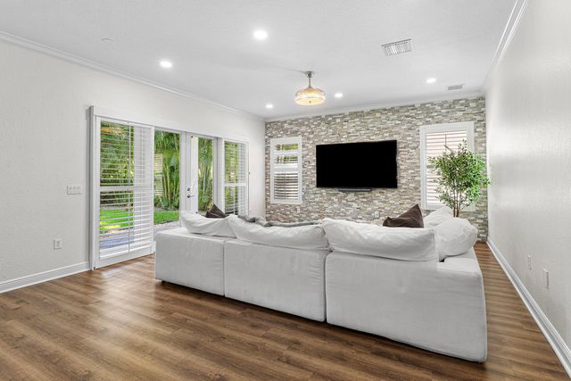 11030 Misty Ridge Way, Boynton Beach, FL 33473