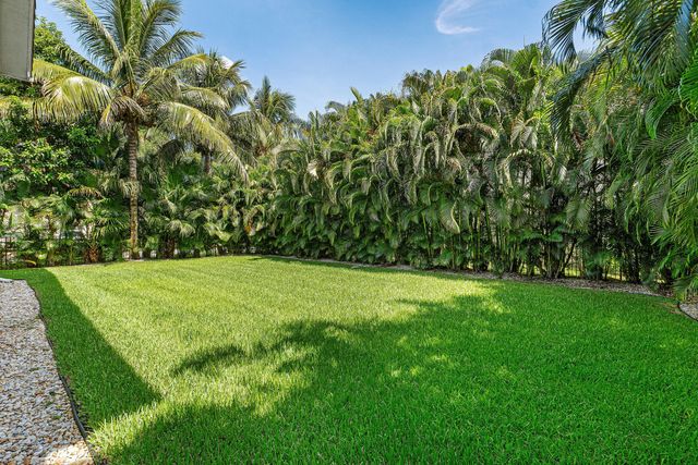 11030 Misty Ridge Way, Boynton Beach, FL 33473