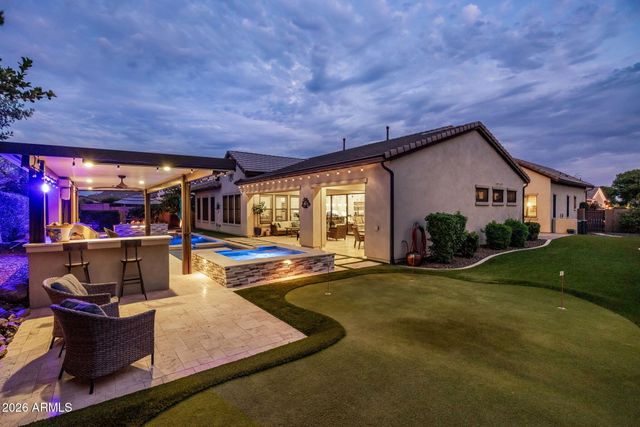 1732 E GILLCREST Road, Gilbert, AZ 85298