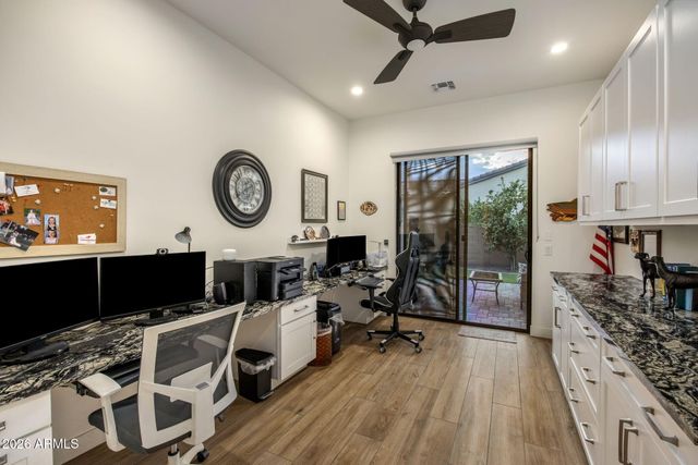1732 E GILLCREST Road, Gilbert, AZ 85298