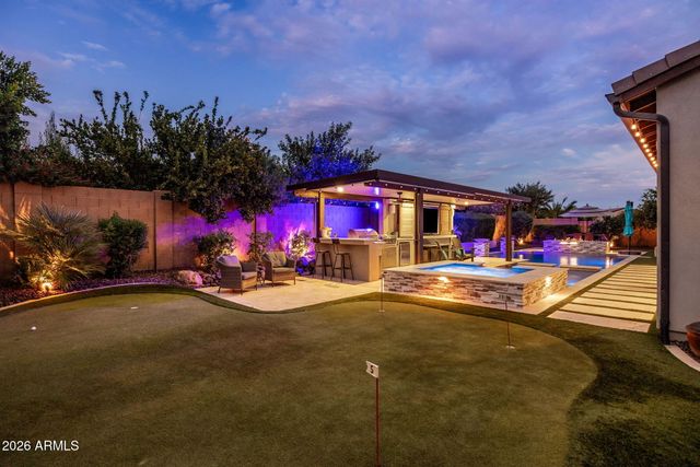 1732 E GILLCREST Road, Gilbert, AZ 85298