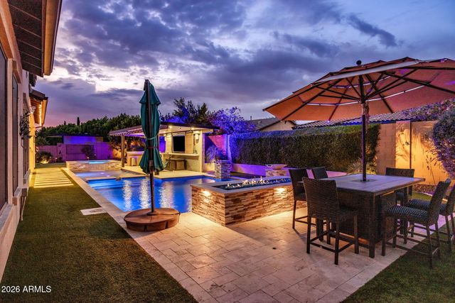 1732 E GILLCREST Road, Gilbert, AZ 85298