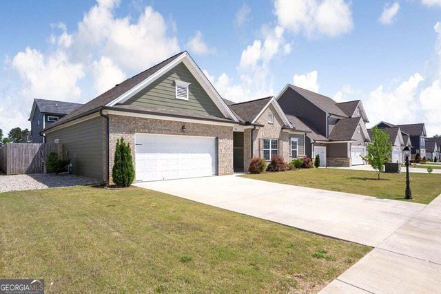 31 Winchester Drive, Rossville, GA 30741