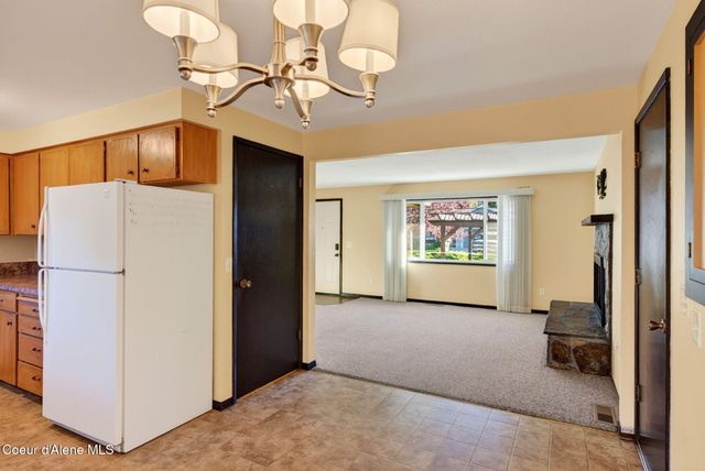 1621 E HAYCRAFT AVE, Coeur D'alene, ID 83815