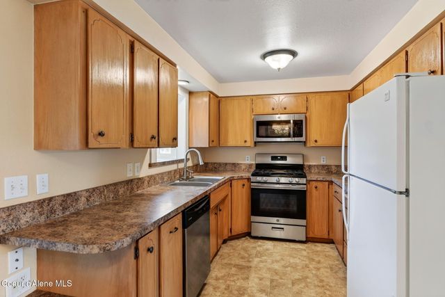 1621 E HAYCRAFT AVE, Coeur D'alene, ID 83815