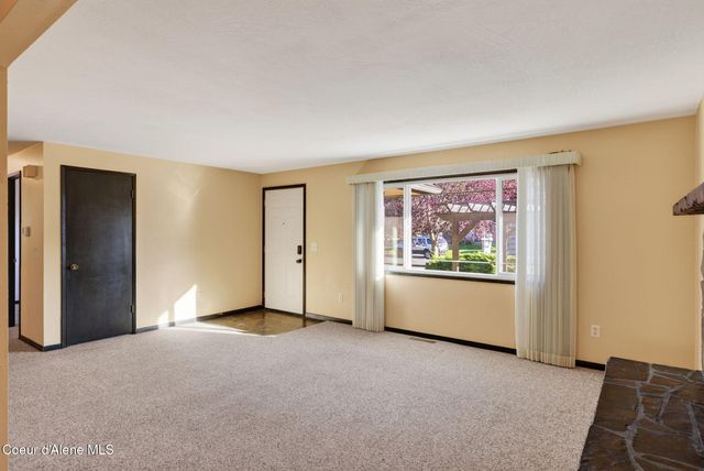 1621 E HAYCRAFT AVE, Coeur D'alene, ID 83815
