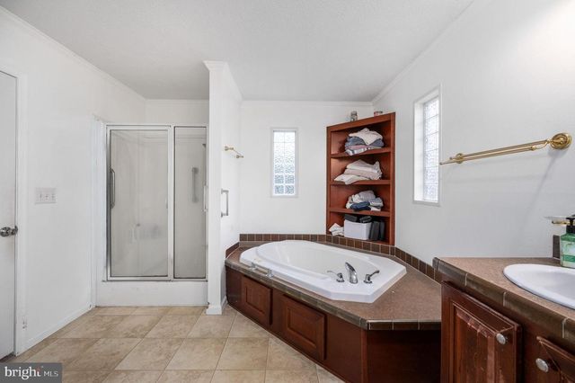 10325 MILL POND RD, Spotsylvania, VA 22551