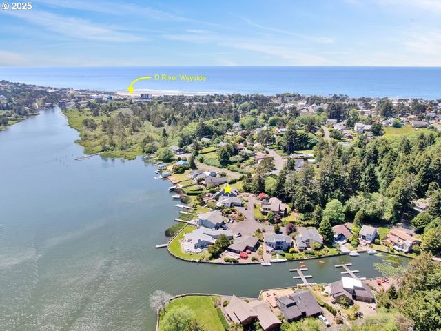 2036 Ne LAGOON Ln, Lincoln City, OR 97367