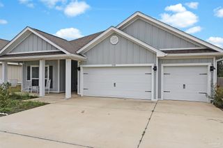 1588 Amaya Ln, Gulf Breeze, FL 32563