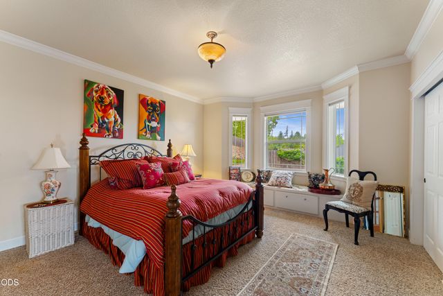 2226 SE Linden Lane, Grants Pass, OR 97527
