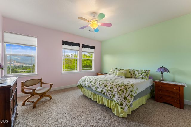 2226 SE Linden Lane, Grants Pass, OR 97527