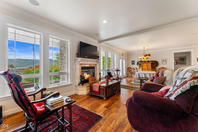 2226 SE Linden Lane, Grants Pass, OR 97527