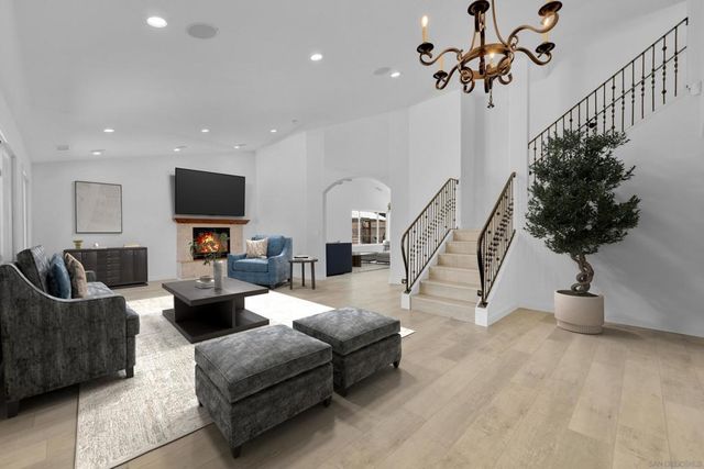 11615 Alveo Way, San Diego, CA 92127