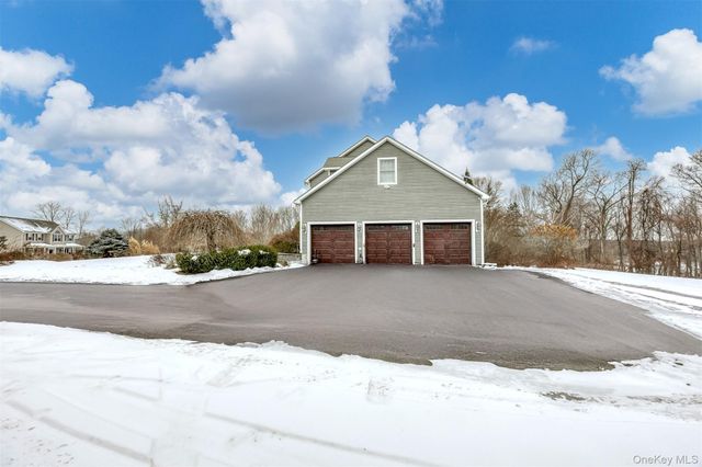 2 Garnett Hill Road, Chester, NY 10918