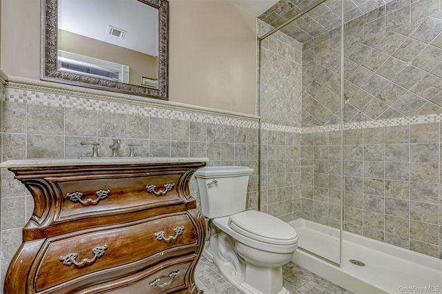 2 Garnett Hill Road, Chester, NY 10918