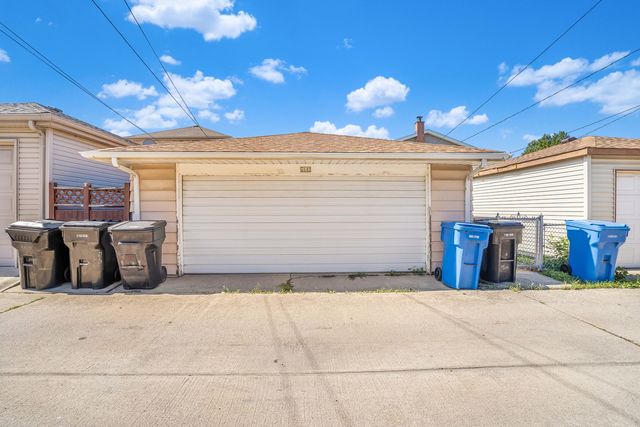 5143 S Rutherford Avenue, Chicago, IL 60638