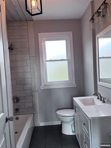 210-212 Franklin Street, Secaucus, NJ 07094