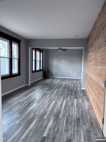 210-212 Franklin Street, Secaucus, NJ 07094