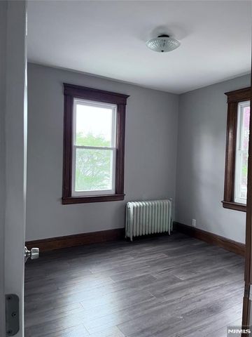210-212 Franklin Street, Secaucus, NJ 07094