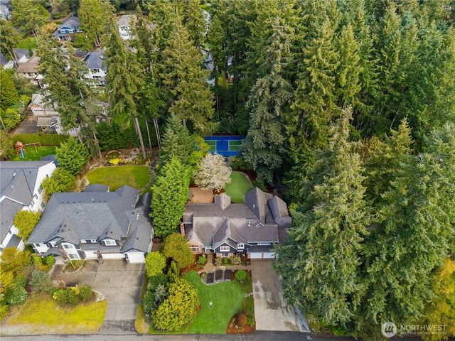 10444 SE 22nd Street, Bellevue, WA 98004