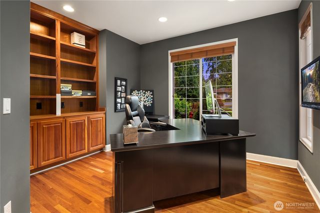 10444 SE 22nd Street, Bellevue, WA 98004