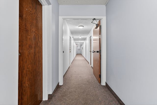 6670 S BRAINARD Avenue 209, Countryside, IL 60525