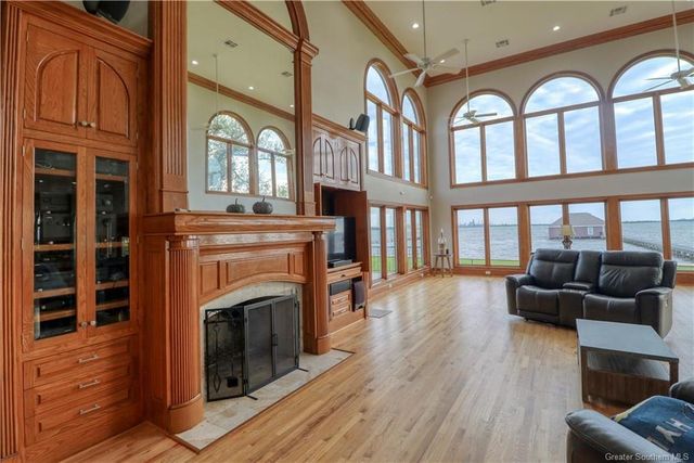 7090 Moss Lake Lane, Sulphur, LA 70665