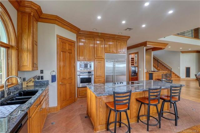 7090 Moss Lake Lane, Sulphur, LA 70665