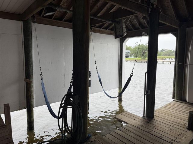 7090 Moss Lake Lane, Sulphur, LA 70665