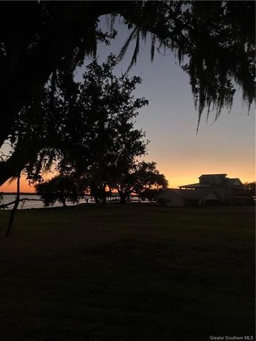 7090 Moss Lake Lane, Sulphur, LA 70665