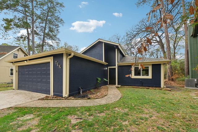 10 Hedgebell Court, The Woodlands, TX 77380