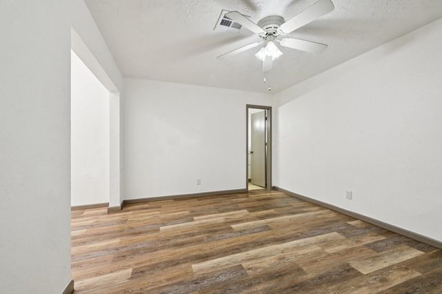 10 Hedgebell Court, The Woodlands, TX 77380