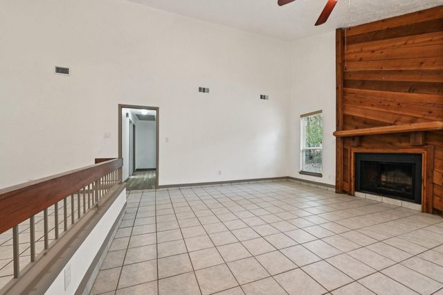 10 Hedgebell Court, The Woodlands, TX 77380