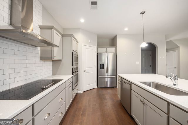 745 Mountain View Road, Hamilton, GA 31811