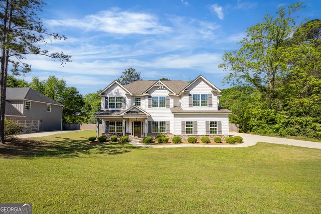 745 Mountain View Road, Hamilton, GA 31811